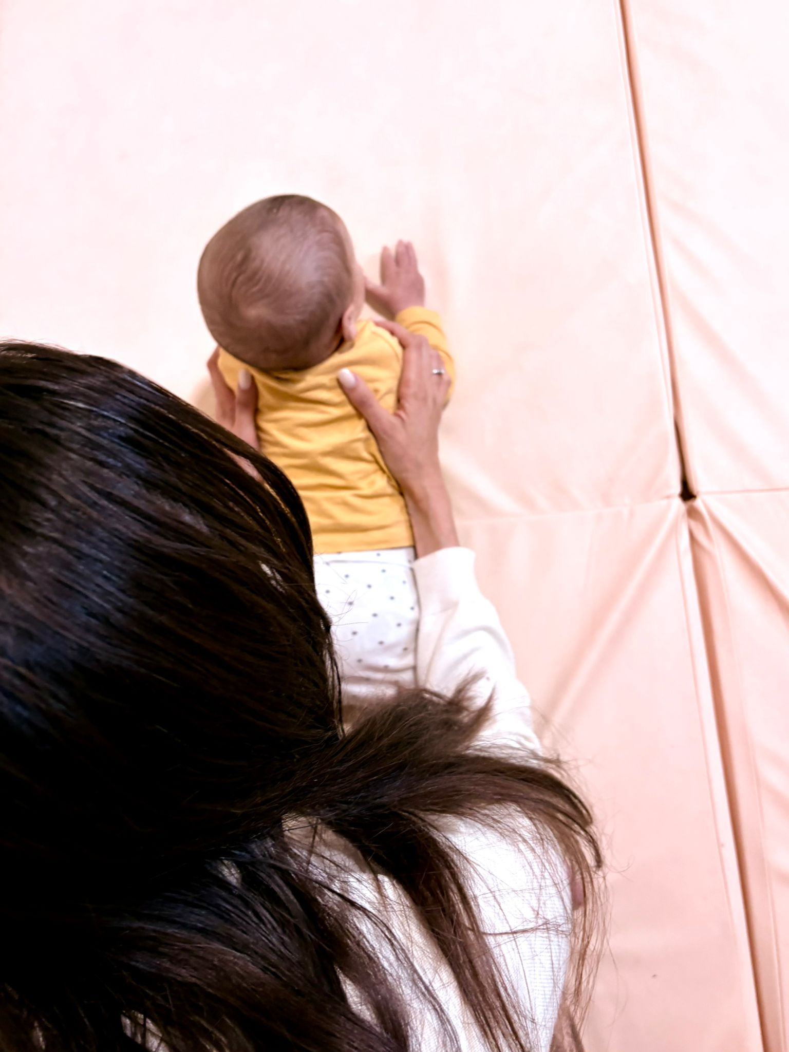 מאיה עם תינוק